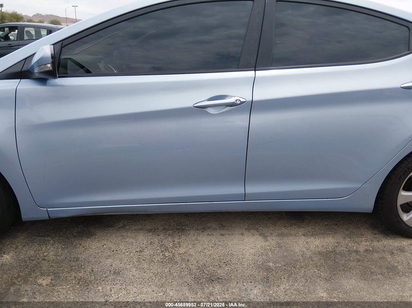 2012 Hyundai Elantra VIN KMHDH4AE2CU198584 IAAI salvage auction — NORMAL WEAR, Clear (California), sold $1,275 on 2026-07-31 (photo 6)