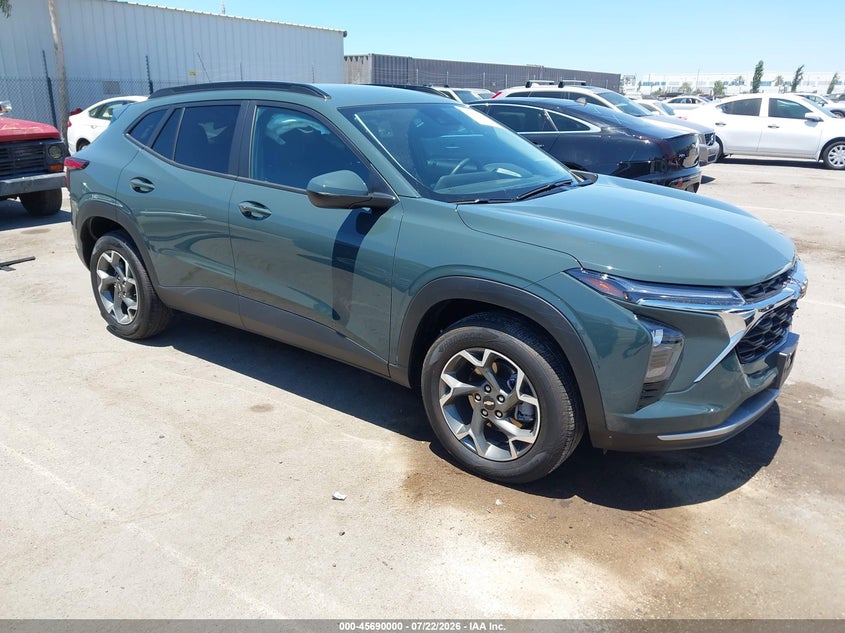 2025 Chevrolet Trax VIN KL77LHEPXSC306003 — IAAI salvage auction photo