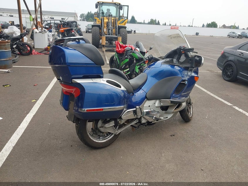 2000 BMW K 1200 VIN WB10555A2YZD74682 IAAI salvage auction — NORMAL WEAR, Clear (Oregon), sold $625 on 2026-07-28 (photo 4)