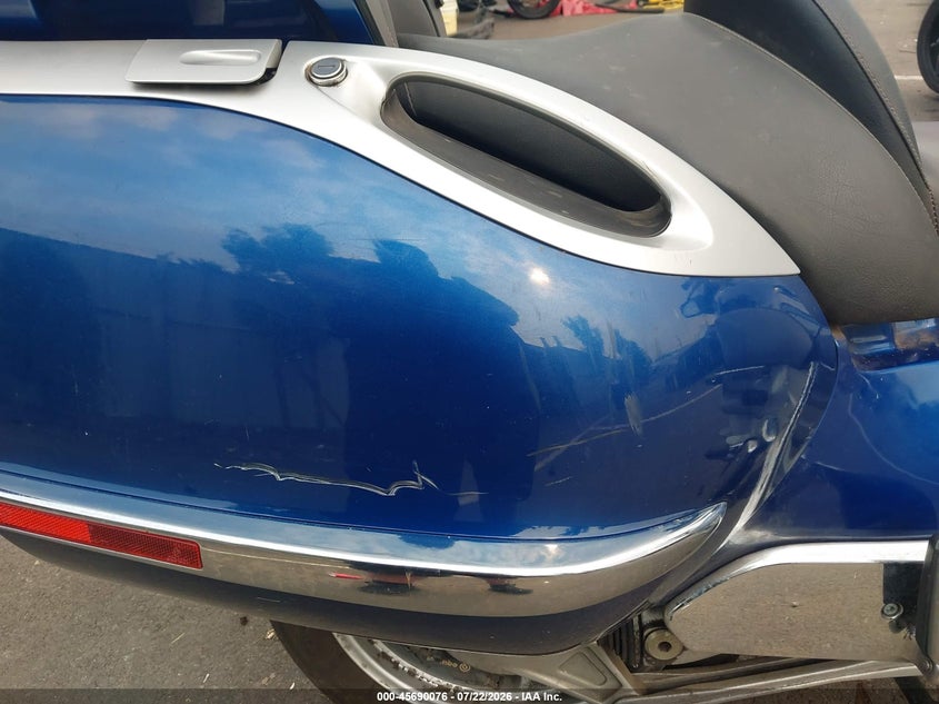 2000 BMW K 1200 VIN WB10555A2YZD74682 IAAI salvage auction — NORMAL WEAR, Clear (Oregon), sold $625 on 2026-07-28 (photo 6)