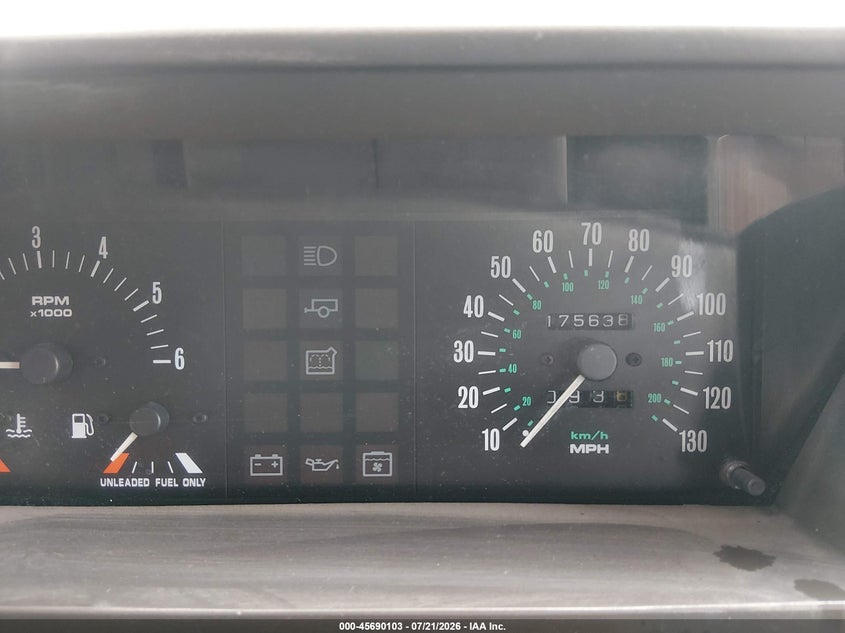 1994 Land rover RANGE ROVER VIN SALHC1344RA639965 IAAI salvage auction — NORMAL WEAR, Clear (Nevada), sold $2,400 on 2026-07-31 (photo 7)