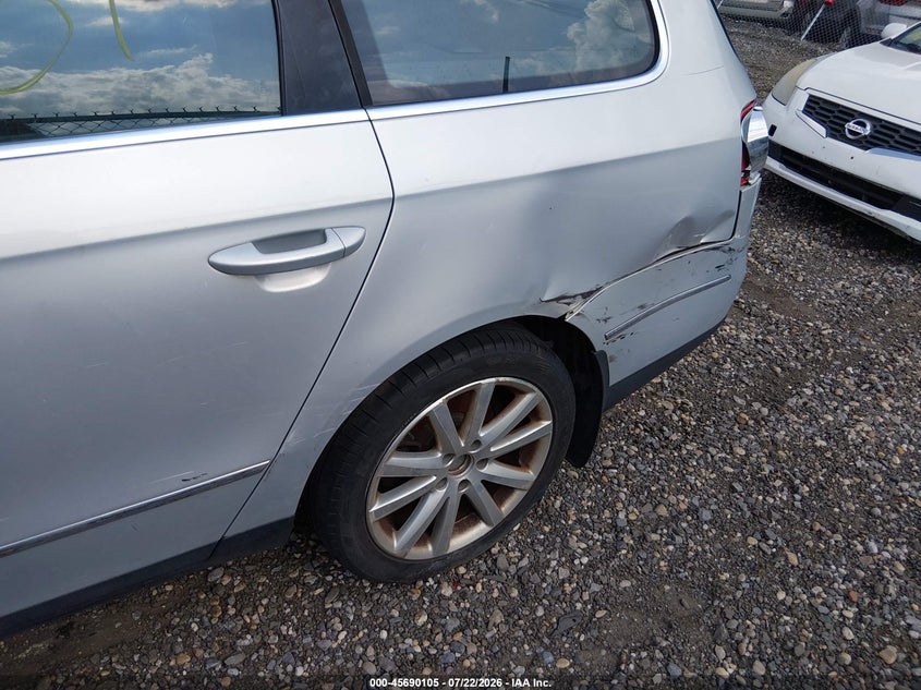 2010 Volkswagen Passat VIN WVWXK7AN9AE155727 IAAI salvage auction — SIDE, Bill Of Sale (New York), sold $425 on 2026-08-04 (photo 6)