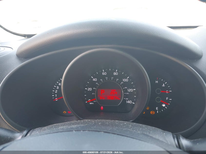 2014 Kia Soul VIN KNDJP3A58E7047853 IAAI salvage auction — NORMAL WEAR, Clear (Washington), sold $25 on 2026-07-29 (photo 7)