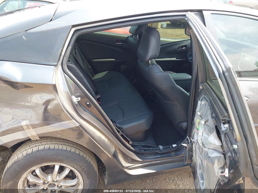 2019 Toyota Prius VIN JTDL9RFU1K3001032 IAAI salvage auction — REAR END, Bill Of Sale (Washington), sold $4,150 on 2026-07-31 (photo 8)