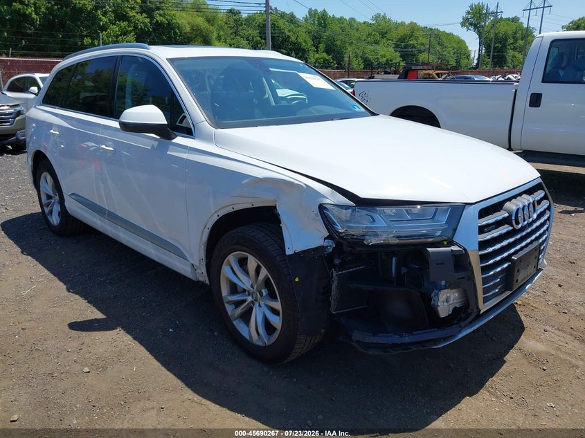 2018 Audi Q7 VIN WA1LAAF71JD047756 IAAI salvage auction — FRONT END, Salvage Title, sold $7,500 on 2026-08-26 (photo 6)