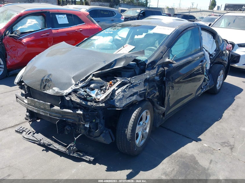 2014 Hyundai Elantra VIN 5NPDH4AE2EH539029 IAAI salvage auction — LEFT SIDE, Wait Title, sold $500 on 2026-08-22 (photo 2)