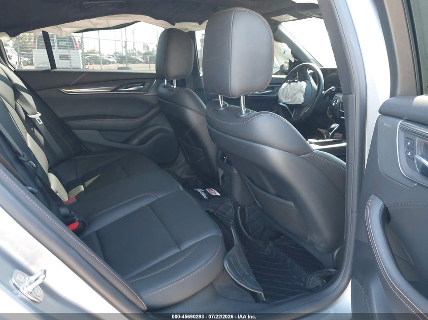 2025 Cadillac Ct5 VIN 1G6DP5RK6S0102133 IAAI salvage auction — RIGHT FRONT, Salvage Title, sold $9,300 on 2026-08-18 (photo 8)