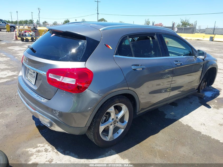 2020 Mercedes-benz Gla-class VIN WDCTG4GB3LJ666527 IAAI salvage auction — NORMAL WEAR, Clear - Dealer Only (California), sold $1,250 on 2026-07-30 (photo 4)