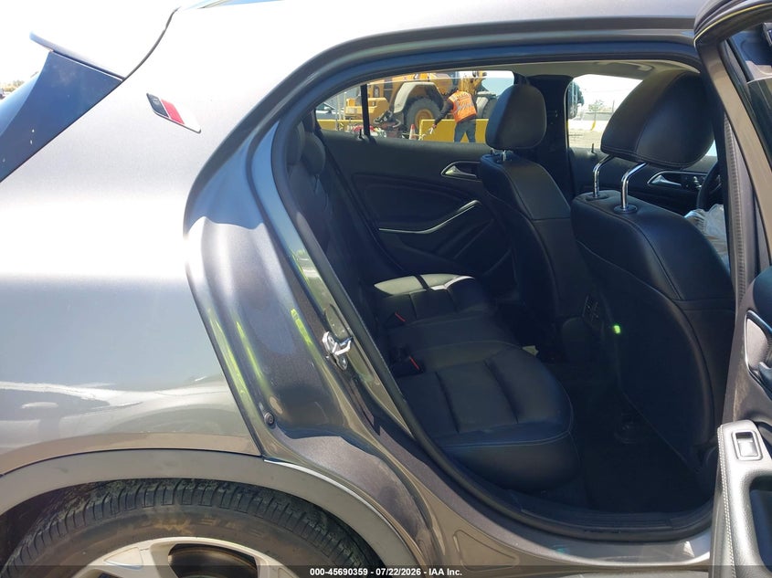 2020 Mercedes-benz Gla-class VIN WDCTG4GB3LJ666527 IAAI salvage auction — NORMAL WEAR, Clear - Dealer Only (California), sold $1,250 on 2026-07-30 (photo 8)