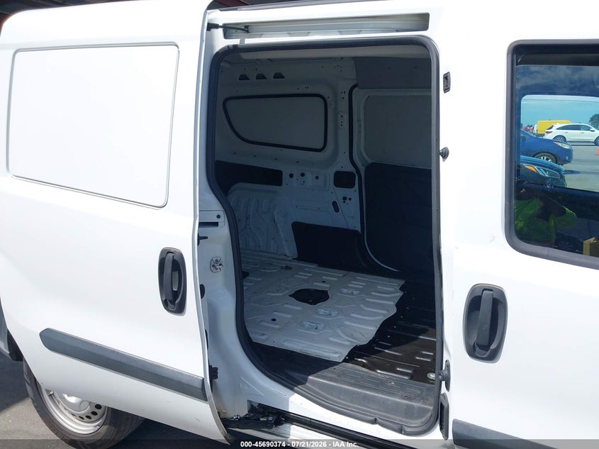 2019 Ram Promaster city VIN ZFBHRFABXK6M17883 IAAI salvage auction — RIGHT FRONT, Clear - Dealer Only (California), sold $25 on 2026-07-28 (photo 8)