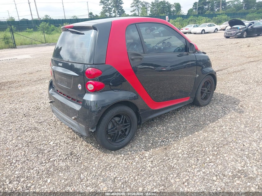 2013 Smart Fortwo VIN WMEEJ3BA9DK607827 IAAI salvage auction — NORMAL WEAR, Clear (New York), sold $400 on 2026-08-04 (photo 4)