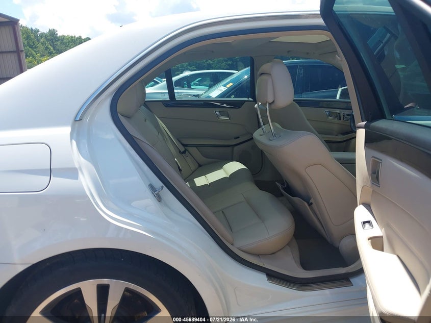 2014 Mercedes-benz E-klasse VIN WDDHF5KB2EA787084 IAAI salvage auction — FRONT END, Wait Title, sold $1,225 on 2026-08-19 (photo 8)
