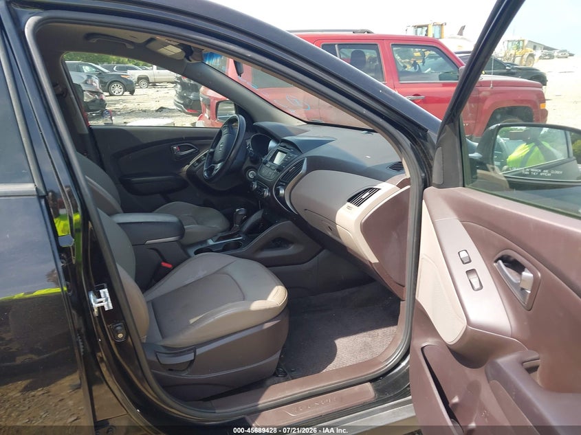 2014 Hyundai Tucson VIN KM8JUCAG5EU853561 IAAI salvage auction — NORMAL WEAR, Clear (Tennessee), sold $25 on 2026-07-30 (photo 5)