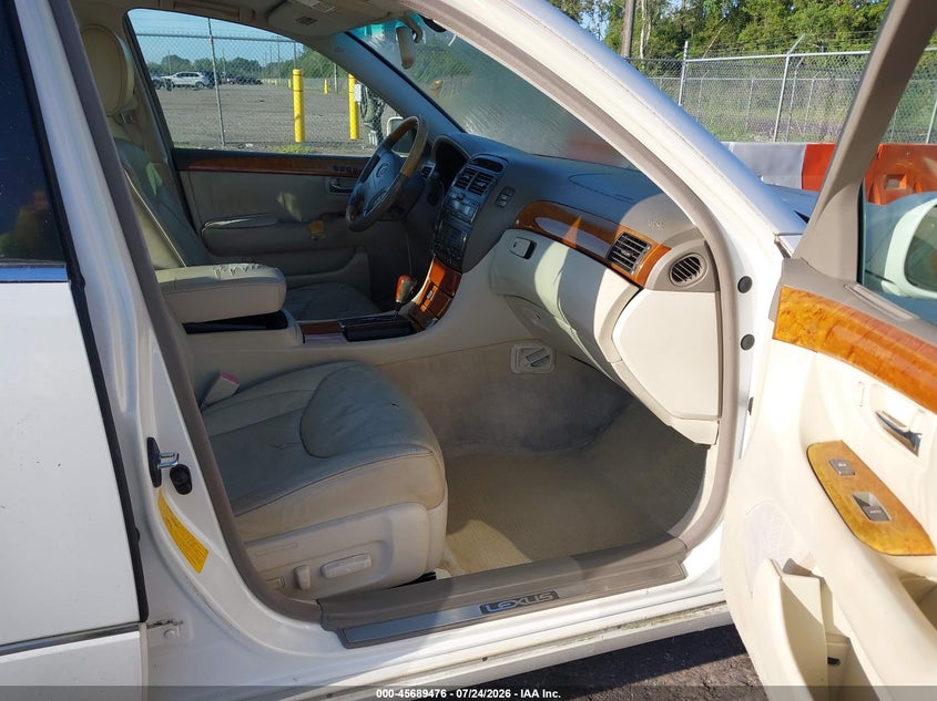 2001 Lexus Ls 430 VIN JTHBN30F310043926 IAAI salvage auction — NORMAL WEAR, Clear (Florida), sold $300 on 2026-07-28 (photo 5)