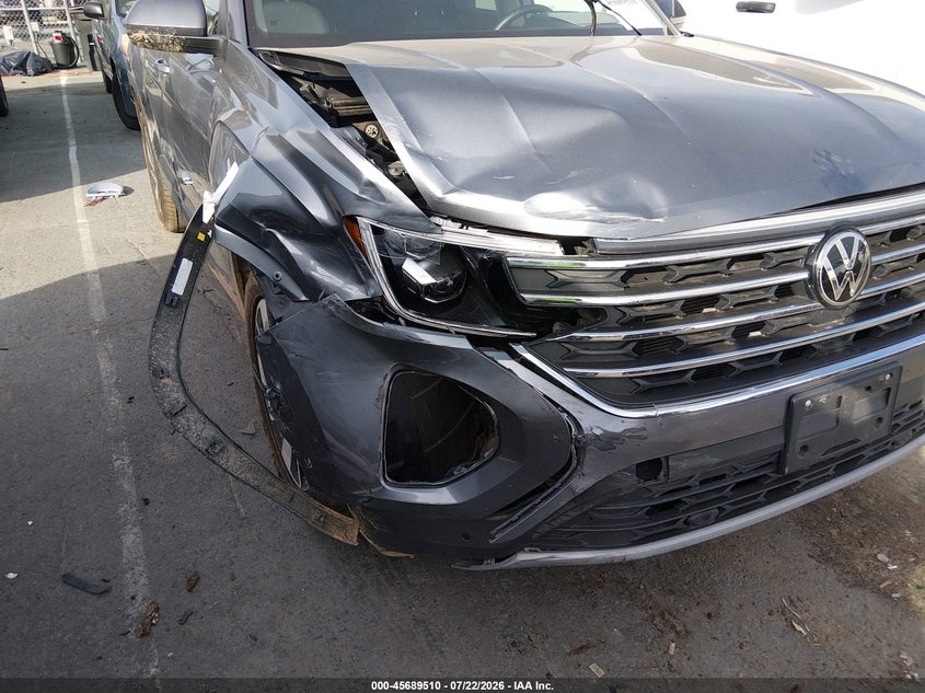 2025 Volkswagen Atlas VIN 1V2WR2CA5SC522526 IAAI salvage auction — FRONT END, Enterprise Vehicles Clear Only (Texas), sold $8,700 on 2026-07-29 (photo 6)