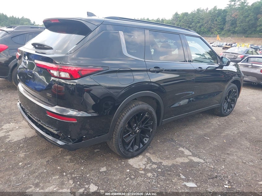 2024 Mitsubishi Outlander VIN JA4J4WA87RZ085325 IAAI salvage auction — LEFT REAR, Salvage Title, sold $1,050 on 2026-07-31 (photo 4)