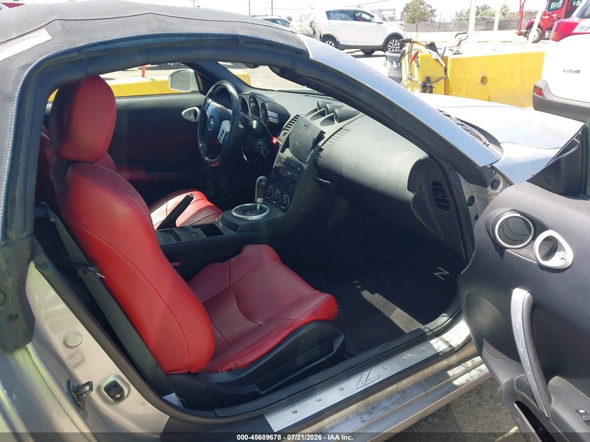 2004 Nissan 350z VIN JN1AZ36D74T102070 IAAI salvage auction — NORMAL WEAR, Clear - Dealer Only (California), sold $25 on 2026-07-30 (photo 5)