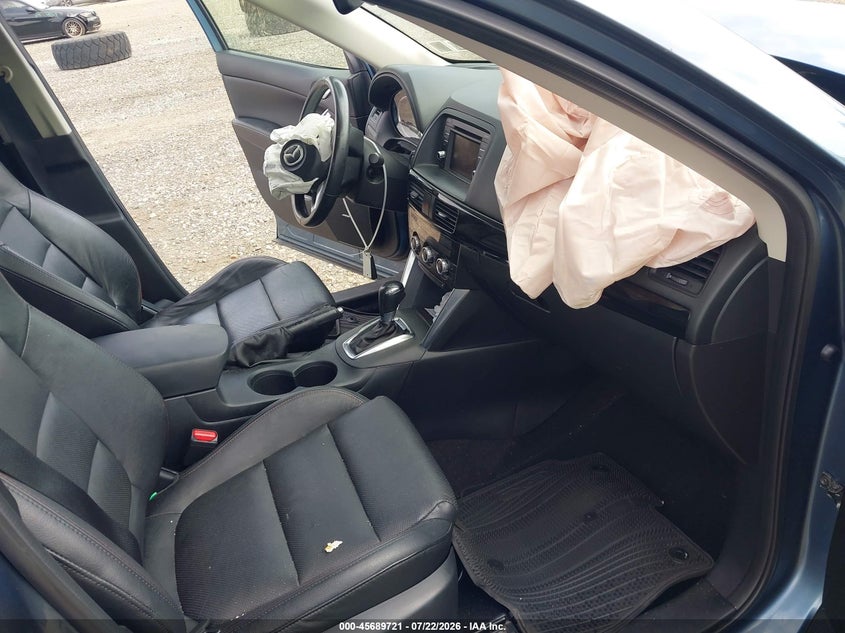 2015 Mazda Cx-5 VIN JM3KE4DY4F0469786 IAAI salvage auction — NORMAL WEAR, Clear (New York), sold $1,350 on 2026-07-28 (photo 5)