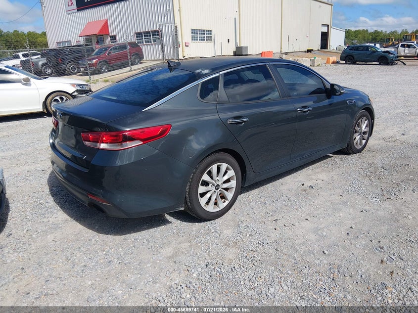 2016 Kia Optima VIN 5XXGT4L33GG049060 IAAI salvage auction — NORMAL WEAR, Clear (Alabama), sold $675 on 2026-07-31 (photo 4)