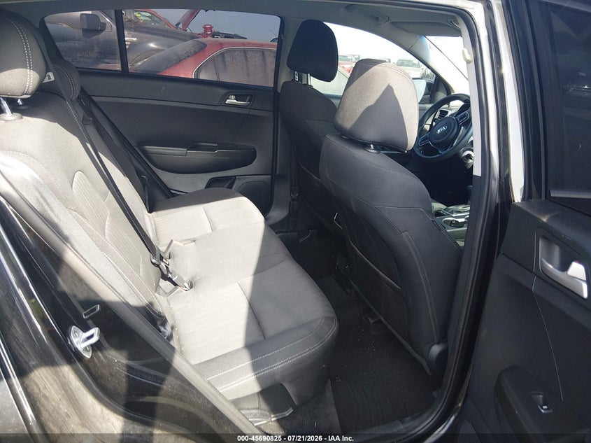 2017 Kia Sportage VIN KNDPM3AC1H7295724 IAAI salvage auction — NORMAL WEAR, Clear (Tennessee), sold $25 on 2026-07-30 (photo 8)