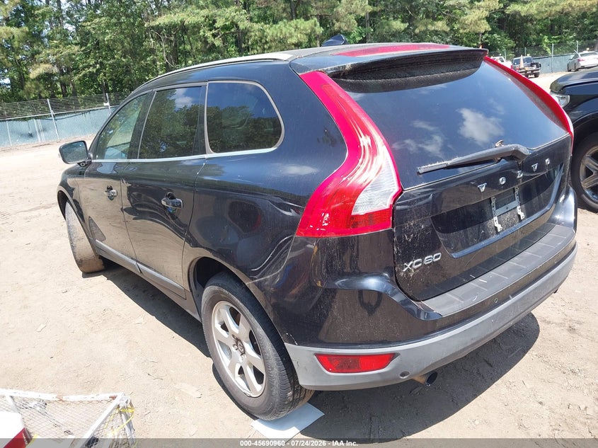 2011 Volvo Xc60 VIN YV4952DZ9B2163120 IAAI salvage auction — NORMAL WEAR, Clear (Virginia), sold $350 on 2026-08-06 (photo 3)