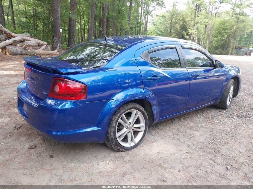2012 Dodge Avenger VIN 1C3CDZCB0CN200651 IAAI salvage auction — RIGHT SIDE, Salvage Title, sold $375 on 2026-08-26 (photo 4)