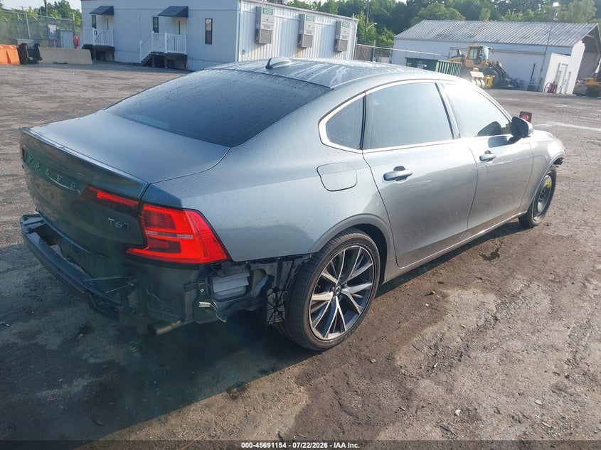 2018 Volvo S90 VIN LVY992MK8JP036072 IAAI salvage auction — FRONT & REAR, Salvage - Greater Than 75% (Maryland), sold $5,150 on 2026-09-02 (photo 4)