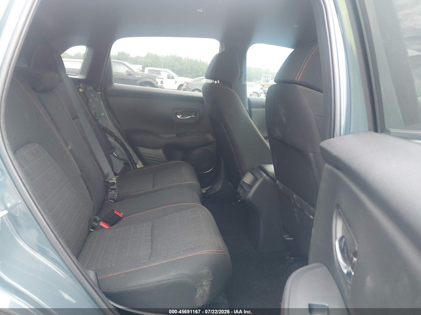 2025 Honda Hr-v VIN 3CZRZ1H5XSM724744 IAAI salvage auction — REAR END, Salvage Title, sold $11,500 on 2026-08-19 (photo 8)