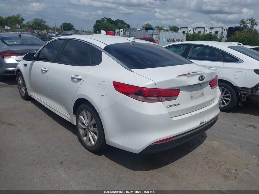 2017 Kia Optima VIN 5XXGT4L35HG154202 IAAI salvage auction — NORMAL WEAR, Salvage Title, sold $25 on 2026-07-27 (photo 3)