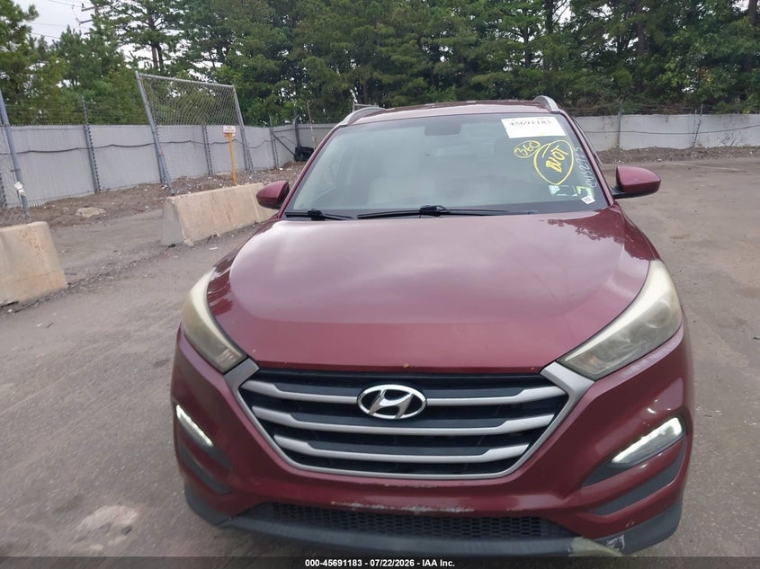2018 Hyundai Tucson VIN KM8J33A42JU618814 IAAI salvage auction — NORMAL WEAR, Clear (New York), sold $1,550 on 2026-07-28 (photo 6)