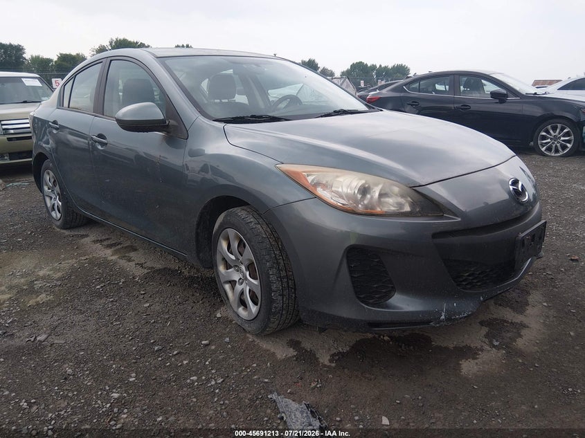 2013 Mazda 3 VIN JM1BL1TG6D1726184 IAAI salvage auction — NORMAL WEAR, Clear (New York), sold $525 on 2026-07-30 (photo 1)