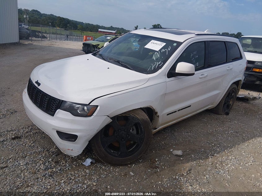 2018 Jeep Grand cherokee VIN 1C4RJFAG9JC263400 IAAI salvage auction — LEFT FRONT, Wait Title, sold $5,750 on 2026-08-29 (photo 2)