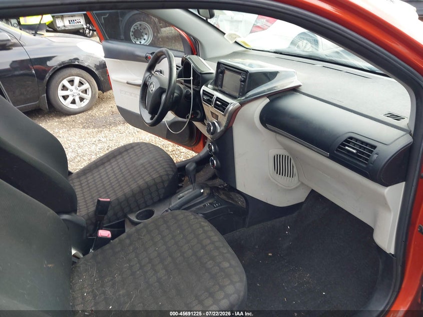 2014 Scion Iq VIN JTNJJXB00EJ026926 IAAI salvage auction — FRONT & REAR, Salvage Title, sold $1,100 on 2026-07-31 (photo 5)
