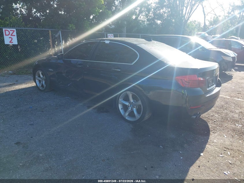 2014 BMW 5er VIN WBA5A7C53ED613908 IAAI salvage auction — LEFT SIDE, Rebuildable (Florida), sold $1,100 on 2026-08-17 (photo 3)