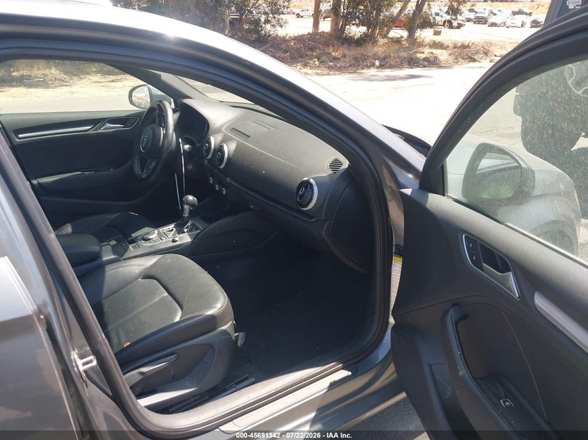 2015 Audi A3 VIN WAUACGFF2F1107583 IAAI salvage auction — NORMAL WEAR, Clear - Dealer Only (California), sold $725 on 2026-07-28 (photo 5)