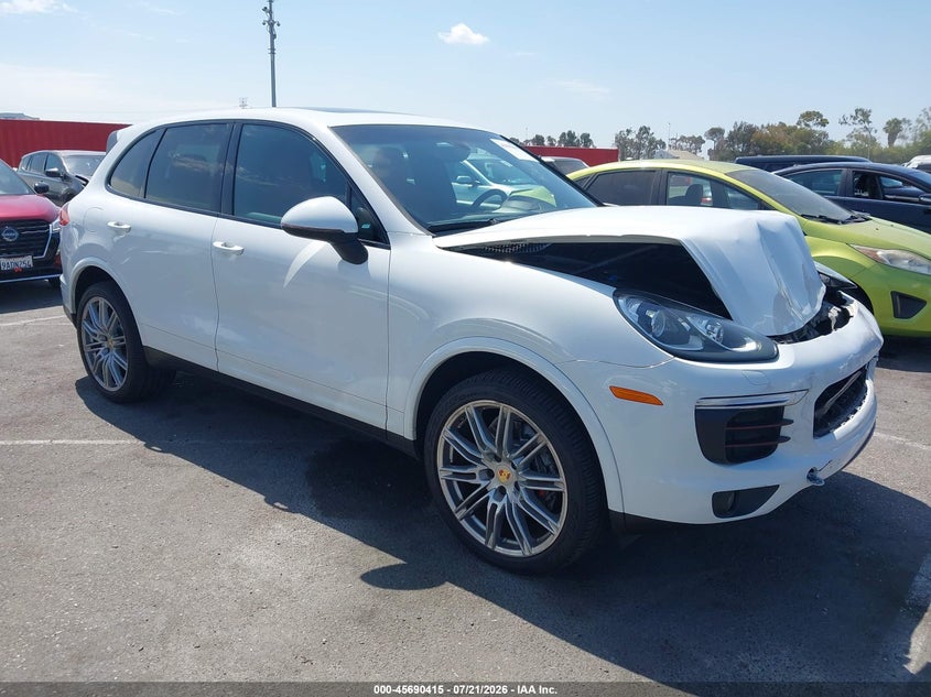 2018 Porsche Cayenne VIN WP1AA2A21JKA02888 IAAI salvage auction — NORMAL WEAR, Salvage Title, sold $9,300 on 2026-08-06 (photo 1)