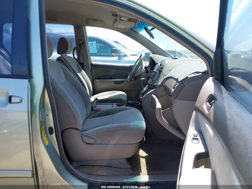 2006 Toyota Sienna VIN 5TDZA23C26S465763 IAAI salvage auction — NORMAL WEAR, Original (Texas), sold $800 on 2026-07-30 (photo 5)