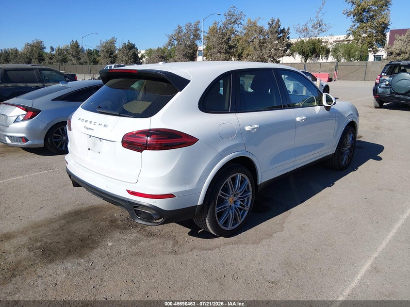 2017 Porsche Cayenne VIN WP1AA2A27HKA84264 IAAI salvage auction — LEFT SIDE, Wait Title, sold $8,800 on 2026-09-14 (photo 4)