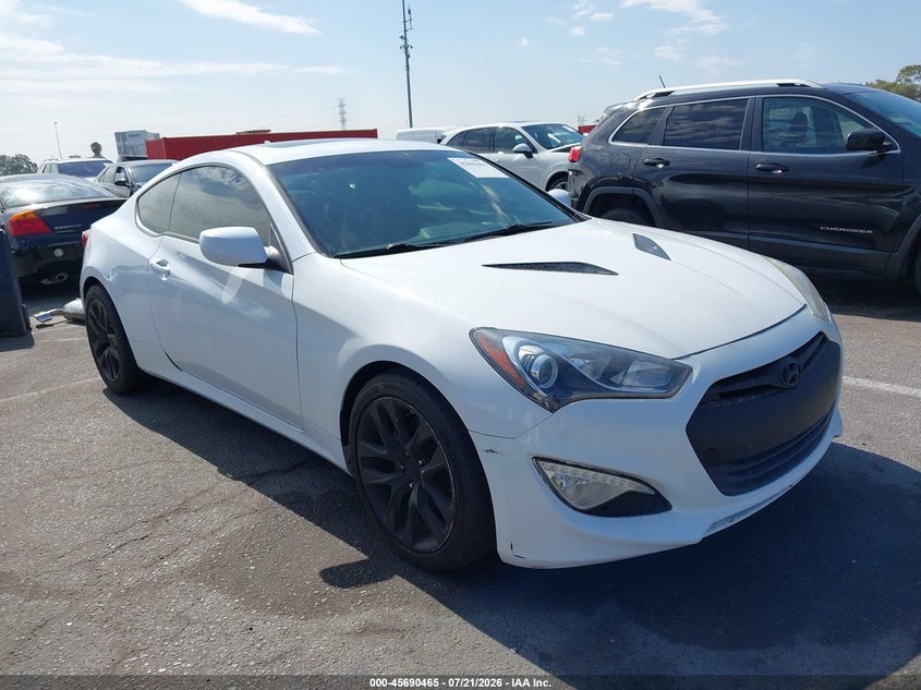 2014 Hyundai Genesis VIN KMHHT6KD2EU118351 IAAI salvage auction — NORMAL WEAR, Clear - Dealer Only (California), sold $200 on 2026-07-30 (photo 1)