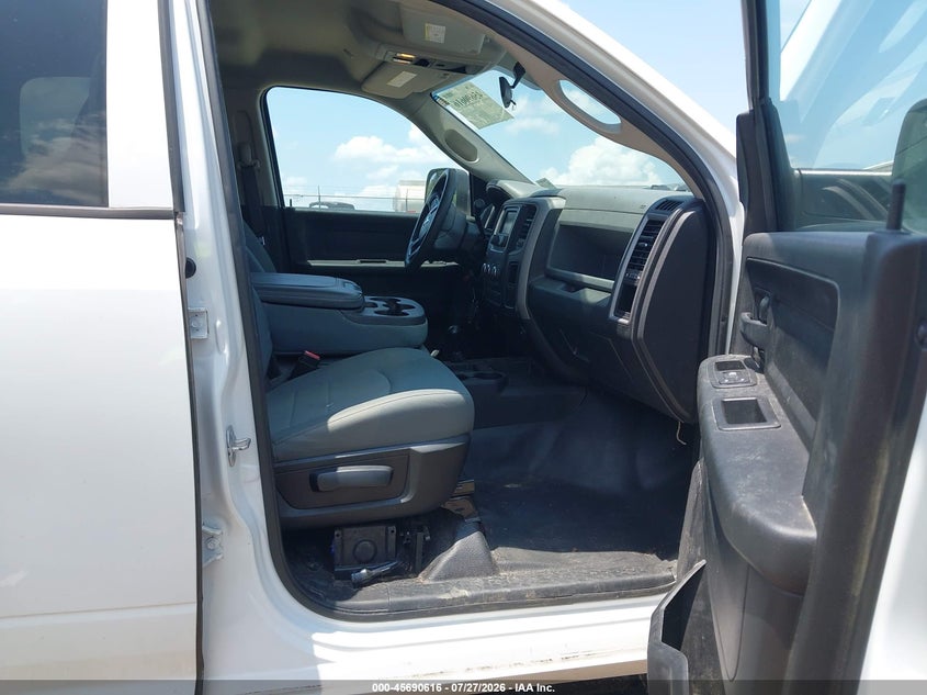 2018 Ram 2500 VIN 3C6UR5CL1JG367018 IAAI salvage auction — RIGHT SIDE, Salvage (Mississippi), sold $13,000 on 2026-09-02 (photo 5)