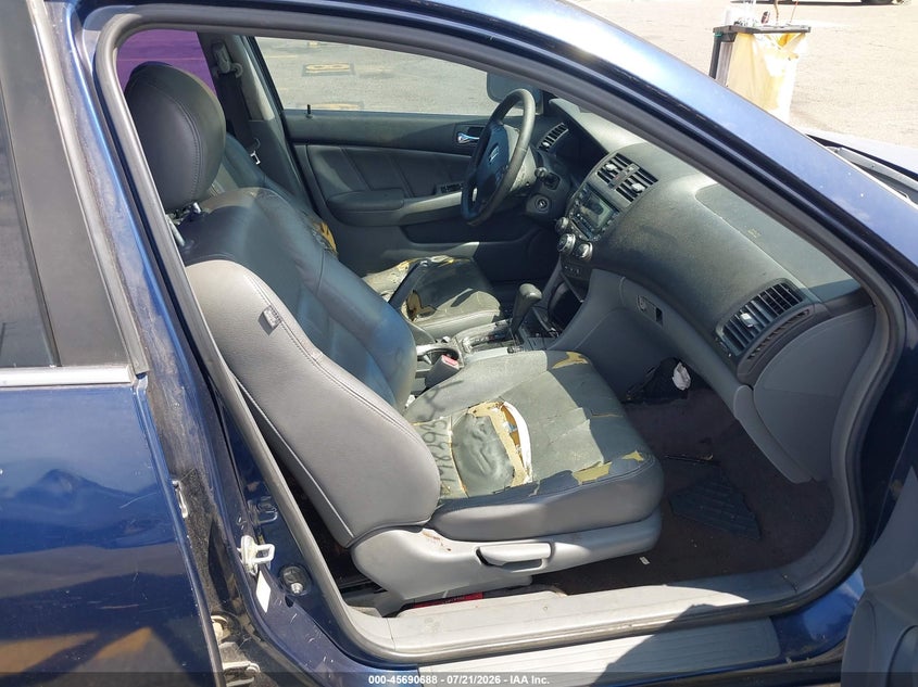 2005 Honda Accord VIN JHMCM56805C005621 IAAI salvage auction — NORMAL WEAR, App For Dup Clear (California), sold $175 on 2026-07-28 (photo 5)