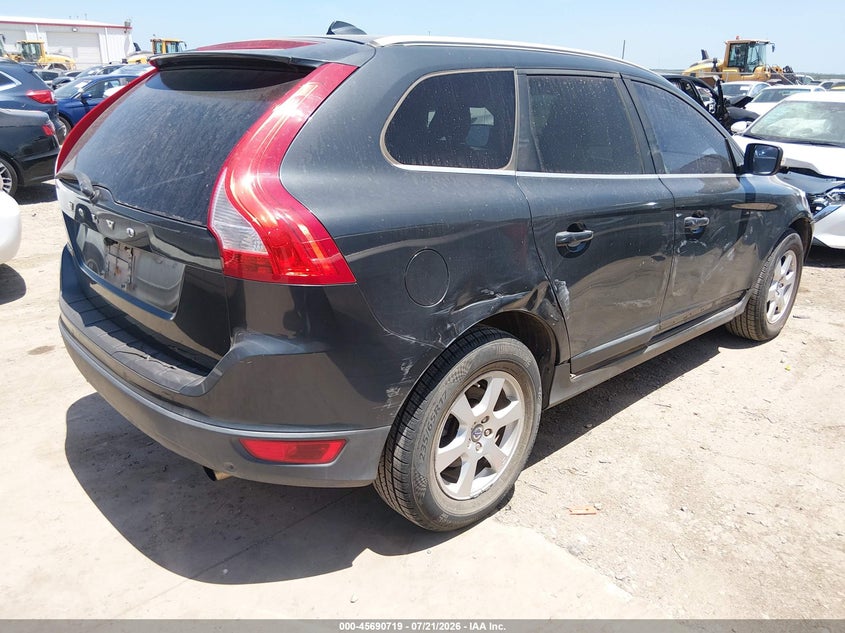 2011 Volvo Xc60 VIN YV4952DL6B2191386 IAAI salvage auction — NORMAL WEAR, Original (Texas), sold $225 on 2026-07-28 (photo 4)