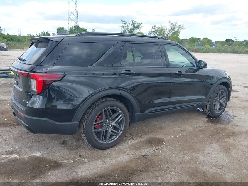 2026 Ford Explorer VIN 1FMUK8KH3TGA42151 IAAI salvage auction — LEFT SIDE, Wait Title, sold $21,700 on 2026-09-08 (photo 4)