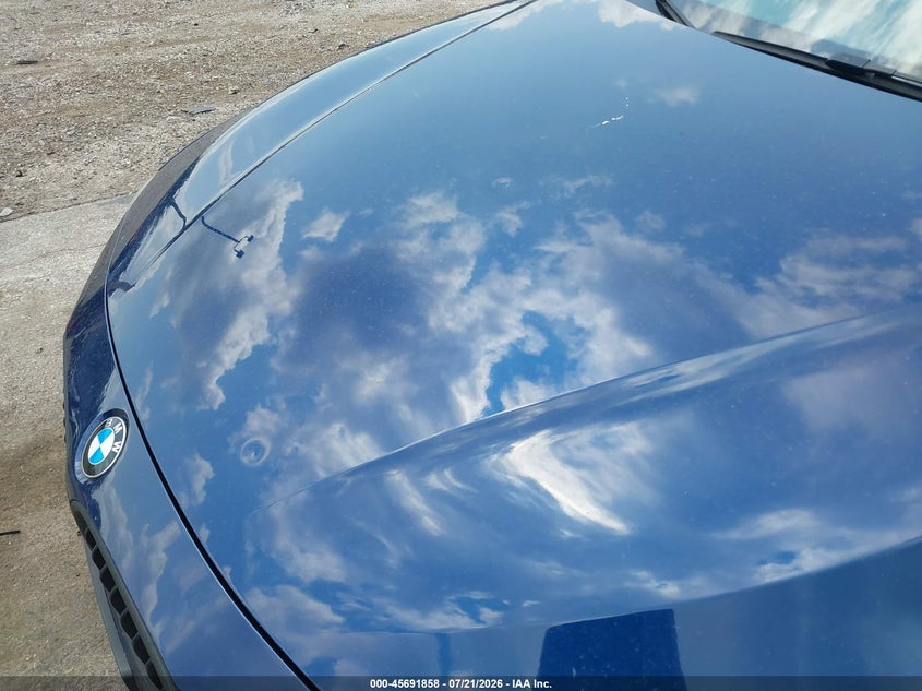 2016 BMW 3er VIN WBA8E3G57GNT78057 IAAI salvage auction — NORMAL WEAR, Salvage Title, sold $25 on 2026-07-29 (photo 6)
