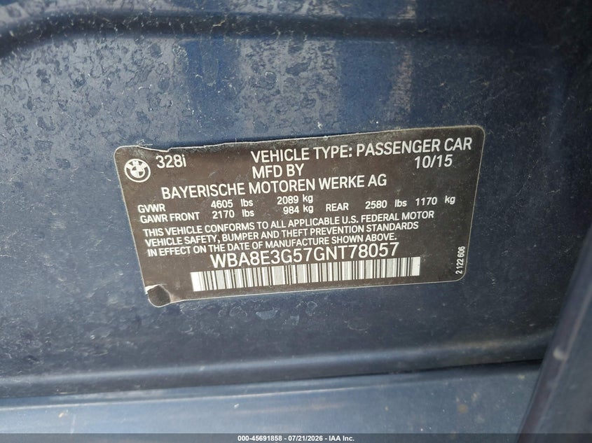 2016 BMW 3er VIN WBA8E3G57GNT78057 IAAI salvage auction — NORMAL WEAR, Salvage Title, sold $25 on 2026-07-29 (photo 9)