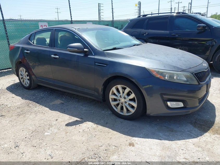 2015 Kia Optima VIN 5XXGM4A71FG507678 IAAI salvage auction — NORMAL WEAR, Salvage Title, sold $25 on 2026-07-29 (photo 1)