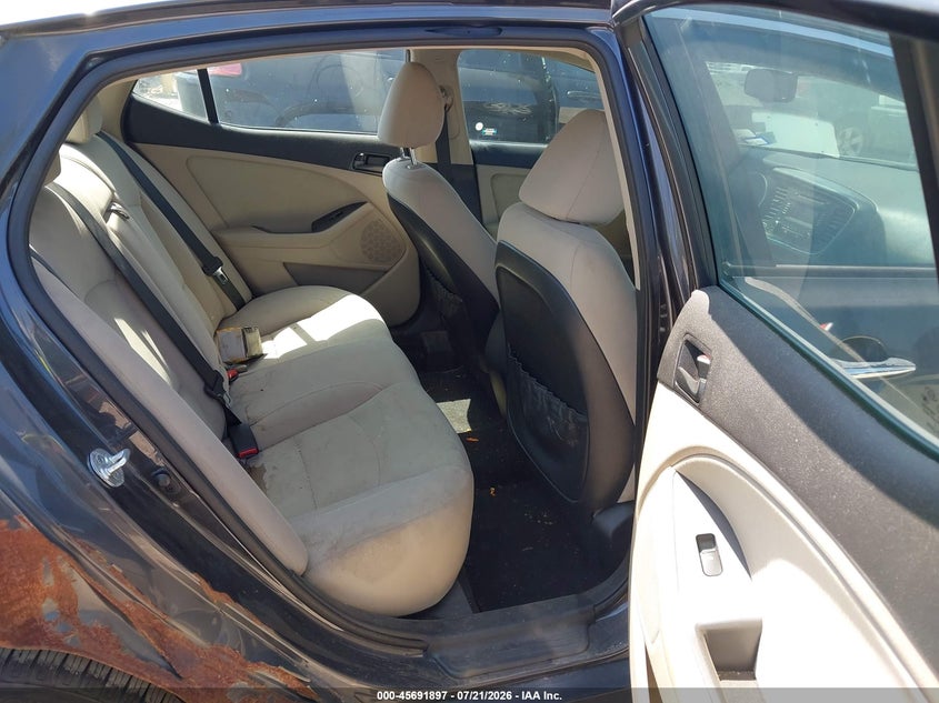2015 Kia Optima VIN 5XXGM4A71FG507678 IAAI salvage auction — NORMAL WEAR, Salvage Title, sold $25 on 2026-07-29 (photo 8)