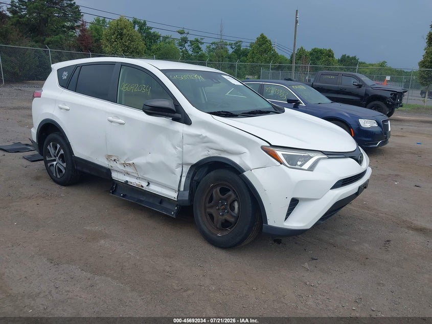 2018 Toyota Rav 4 VIN JTMBFREV3JJ246729 — IAAI salvage auction photo