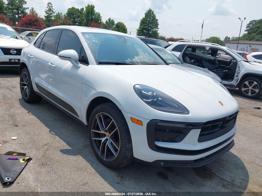 2023 Porsche Macan VIN WP1AA2A55PLB03039 — IAAI salvage auction photo