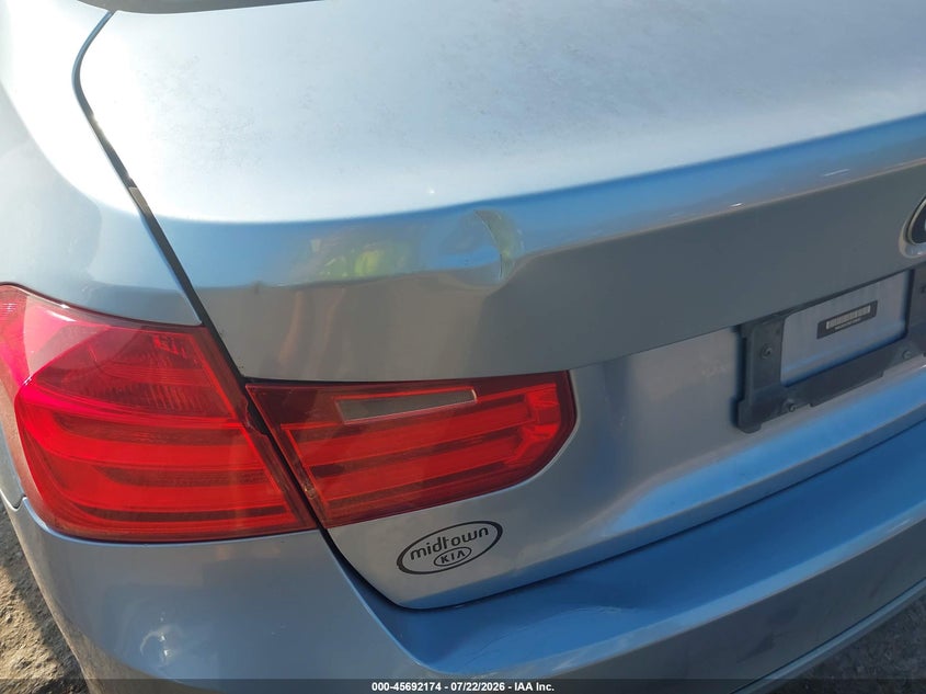 2012 BMW 3er VIN WBA3A5C59CF348067 IAAI salvage auction — REAR END, Salvage Title, sold $1,000 on 2026-08-23 (photo 6)